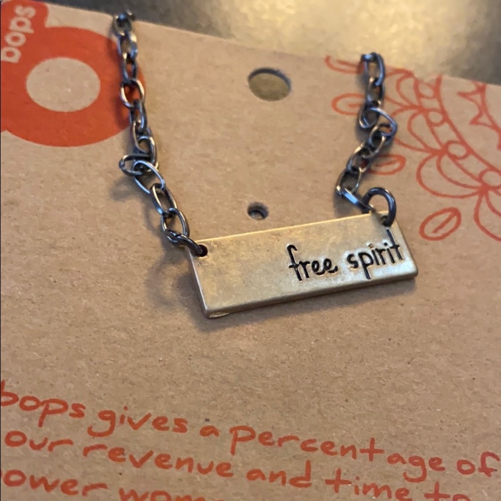 1 LEFT - NEW “free spirit” etched bar necklace - Picture 6 of 6